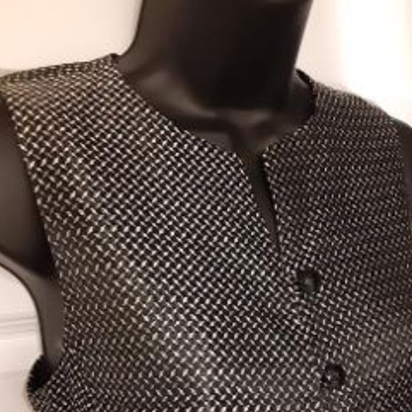 Petite Sophisticate Black with Gold and White Vest - Picture 3 of 8